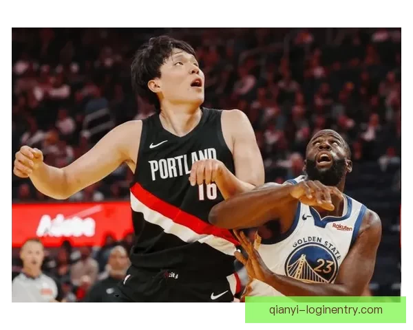 杨瀚森6分4篮板遭恶意抱摔裁判判罚引球迷狂嘘 杨瀚森6分4篮板遭恶意抱摔裁判判罚引球迷狂嘘